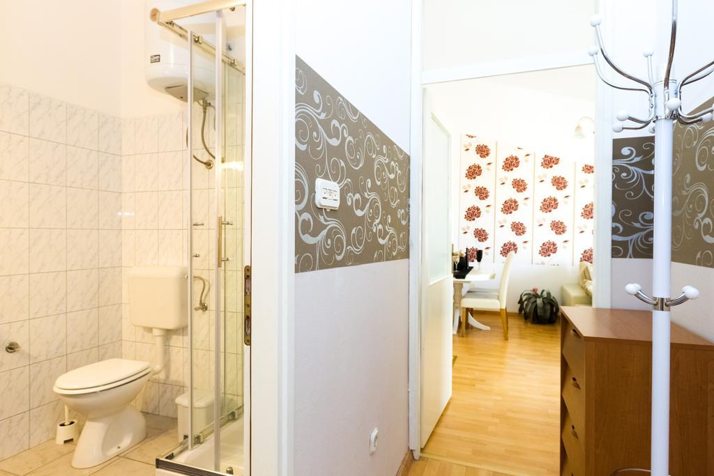 Apartments Villa Orange ซาดาร์ ภายนอก รูปภาพ